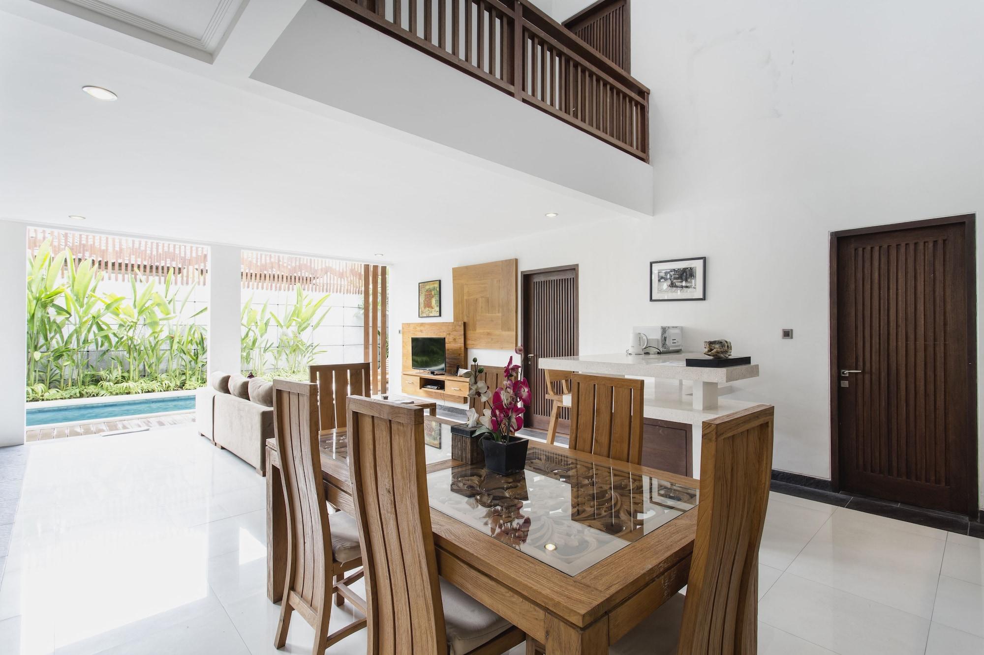 Delu Villas&Suite Kerobokan Buitenkant foto