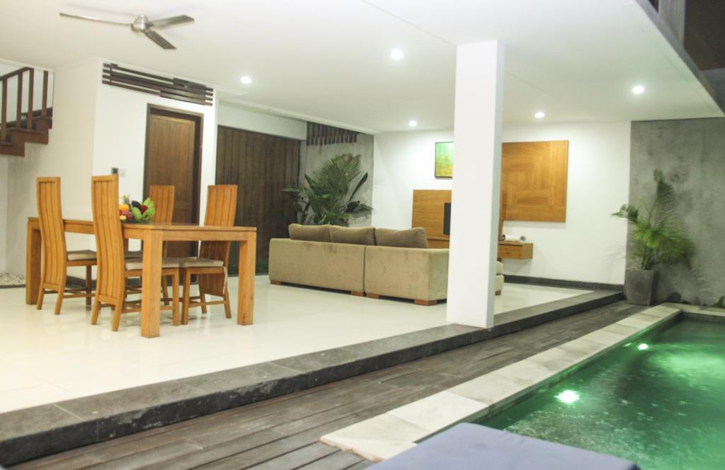 Delu Villas&Suite Kerobokan Buitenkant foto