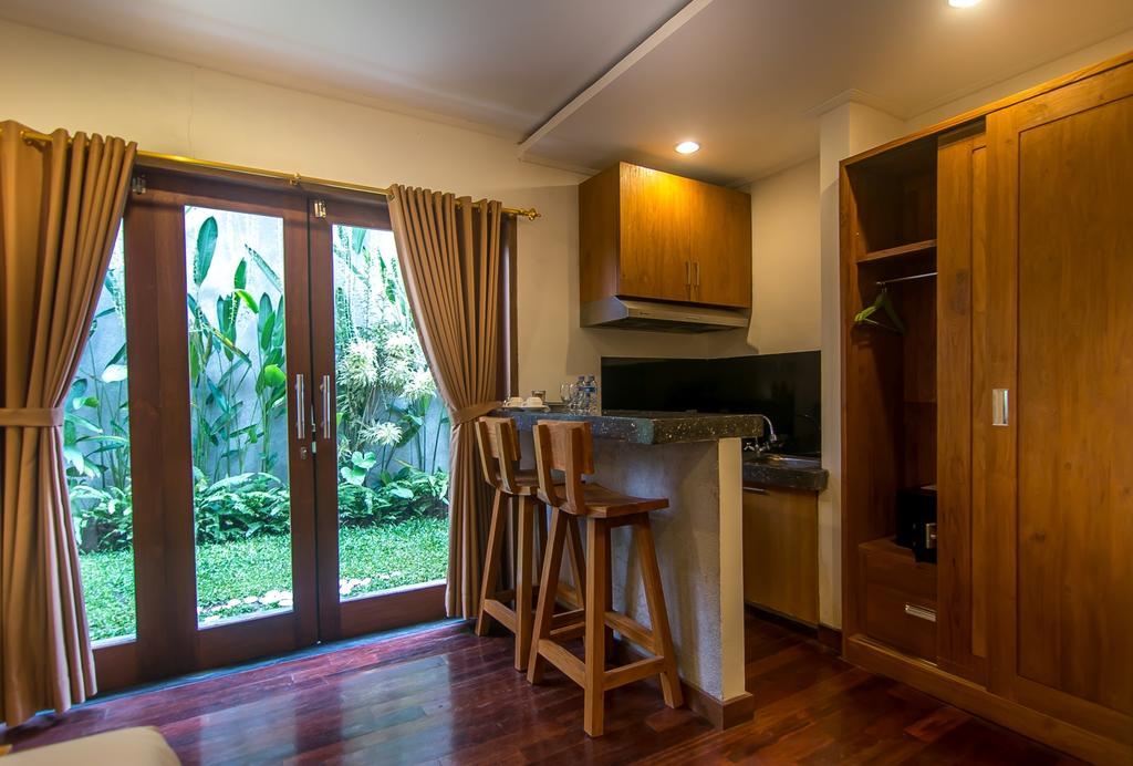 Delu Villas&Suite Kerobokan Buitenkant foto