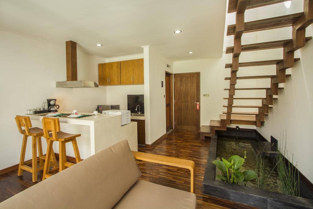 Delu Villas&Suite Kerobokan Buitenkant foto